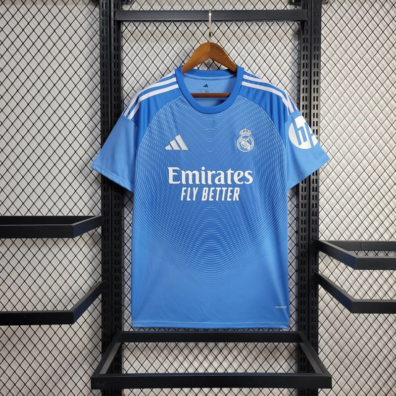 Real Madrid portero 2025-26