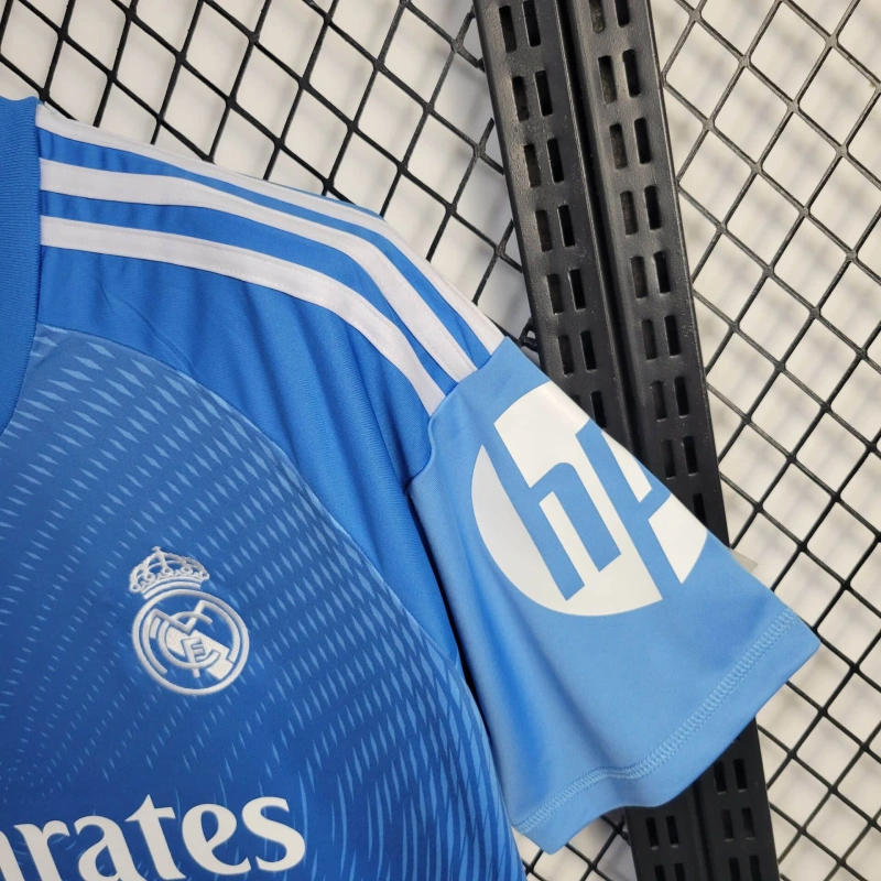 Real Madrid portero 2025-26